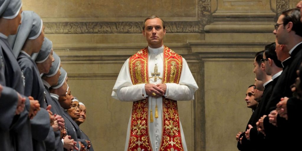 jude-law-in-the-young-pope